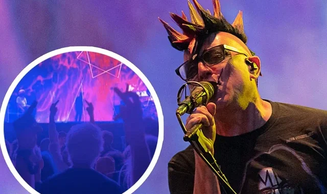 why-tool-fans-are-upset-with-band-after-their-first-ever-v0-TCK9dXVJBxWS70z4S1bUBhja_Z1X83tijzWLtsytVRI